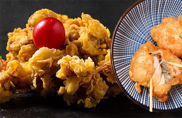 爆蛋蛙蛙趣炸小吃店